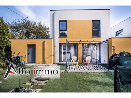 maison à toit plat de 98 90 m2 sous garantie décennale