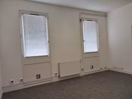 location bureau 20 m² à artigues-près-bordeaux (33370)