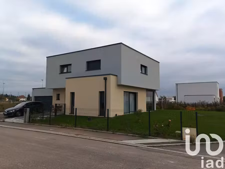 vente maison 8 pièces 143 m² à ensisheim (68190)  530 000 €