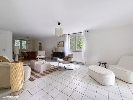 maison 5 pièces 101 m²
