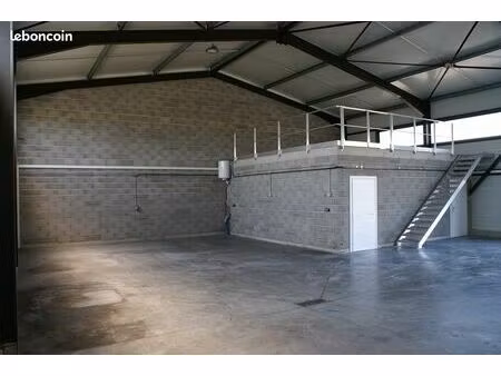 local industriel (entrepôt  atelier  stockage  hangar  bureau)