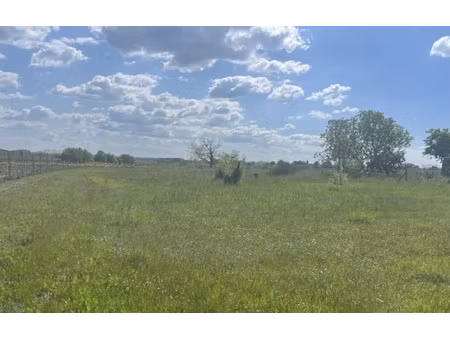 vente terrain 2212 m² à jarnac-champagne (17520)  46 000 €