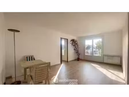 vente appartement 4 pièces 76 m² marolles-en-brie (94440)