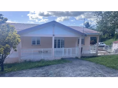 vente immeuble 442 m² à le lamentin (97232)  1 250 000 €