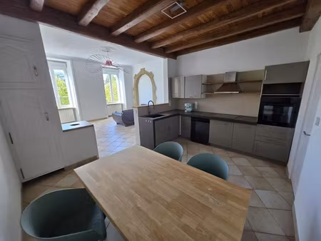 location appartement 3 pièces 105 m² à les vans (07140)  890 €