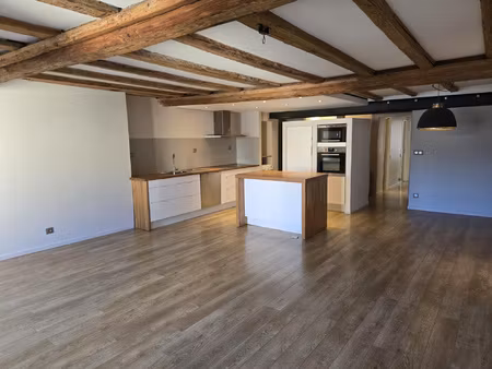 quai / rue saint laurent - spacieux t3 de 95 m2 rénové