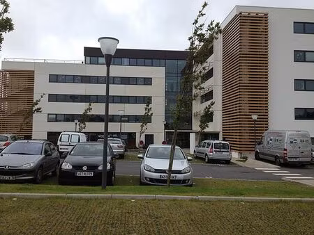 location bureau guipavas 20 m²