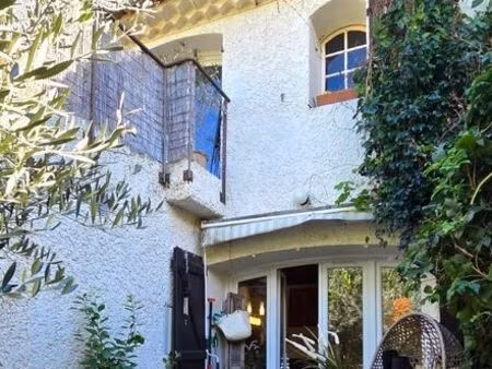 vente maison 4 pièces 64 m² cuges-les-pins (13780)