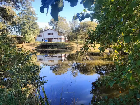 vente maison 5 pièces 131 m² à saint-auvent (87310)  215 000 €