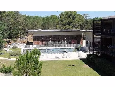 studio meublé dans résidence hôtelière