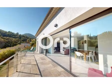 maison carqueiranne m² t-5 à vendre  990 000 €