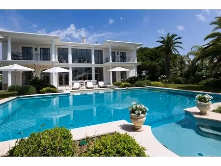 maison de luxe à vendre dans le quartier montfleury