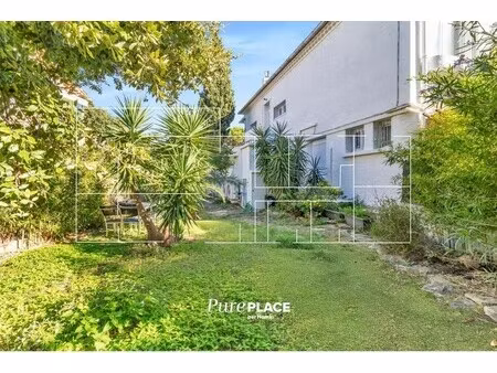 villa de luxe à vendre dans le quartier les cretes