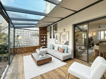 maison de luxe à vendre dans le quartier aristide briand