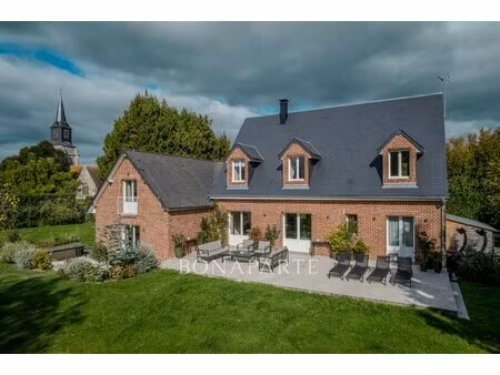 villa de luxe à vendre à bourgeauville