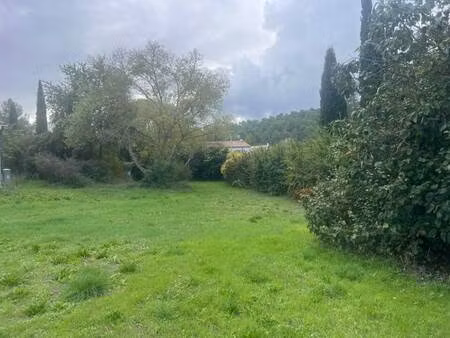 terrain constructible à vendre