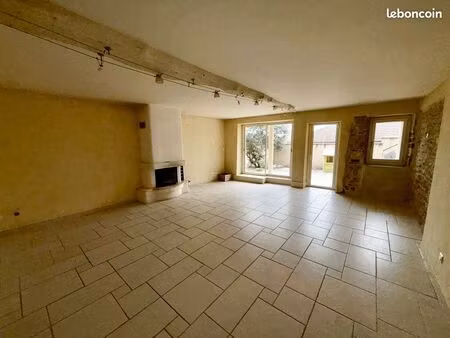 maison de village 7 pièces 215 m²