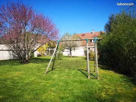 pavillon 5 pièces 106 m²