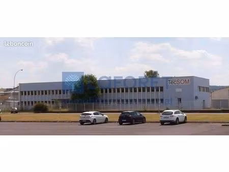 entrepôt 72870 m² glaire