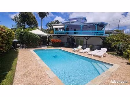 résidence de tourisme avec 5 logements locatifs