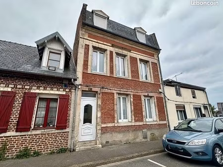 immeuble 7 pièces 140 m²