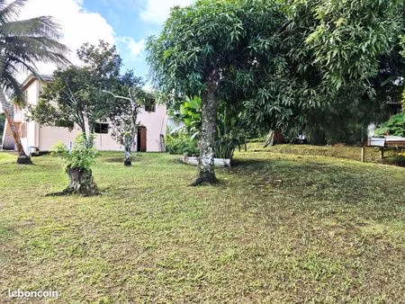 propriété 9 pièces 240 m²