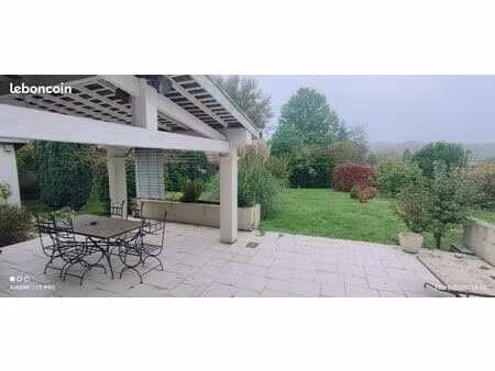 maison de ville 7 pièces 147 m²