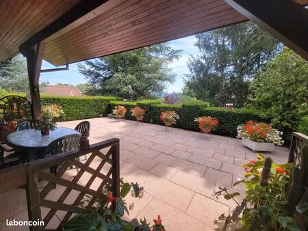 maison 7 pièces 184 m²