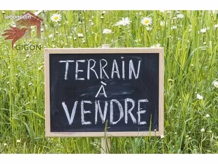 terrain 600 m² grand-charmont