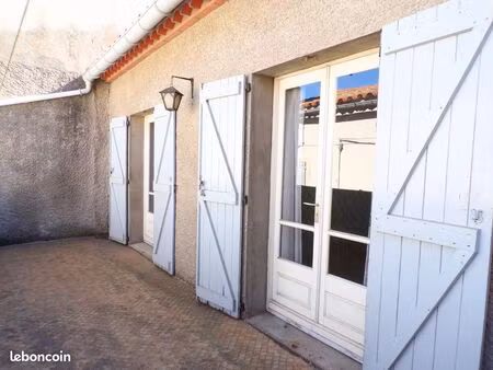 maison de village 5 pièces 179 m²