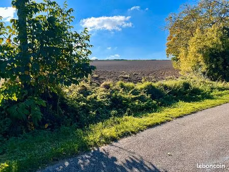 terrain 2400 m² pourrain