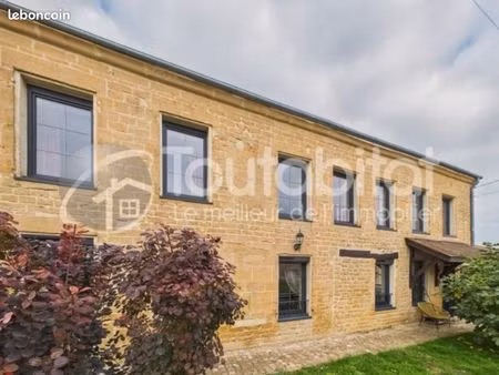 maison 352 m² donchery