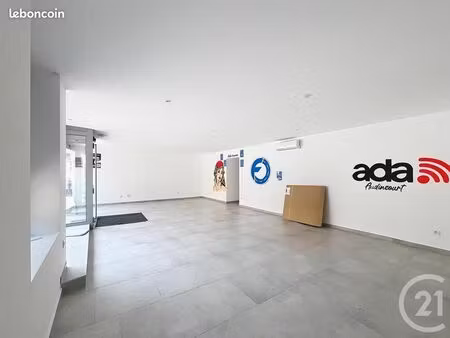 local commercial 68 m²