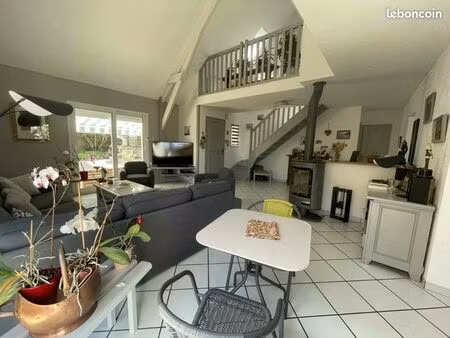 maison 5 pièces 156 m²