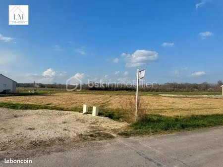 terrain 1 300 m² saint christoly de blaye