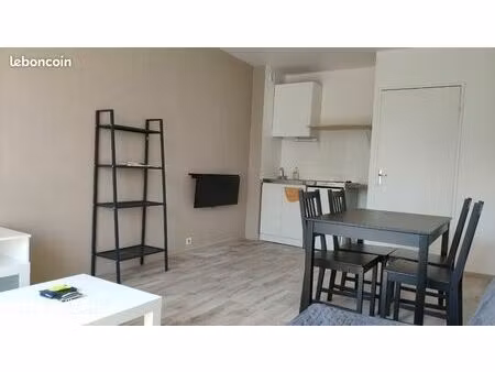 studio meublé proche escom et centre de recherche utc