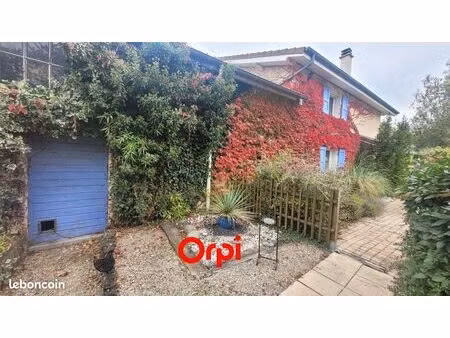 maison 6 pièces 174 m²