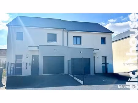 immeuble 4 pièces 90 m²