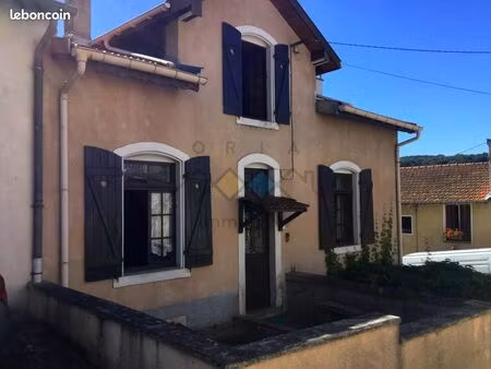 maison de village 3 pièces 96 m²