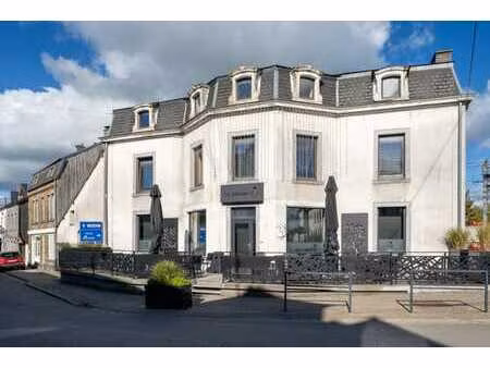 immeuble mixte rénové avec fort potentiel à bertrix