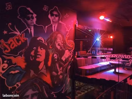 vends local commercial anciennement discothèque