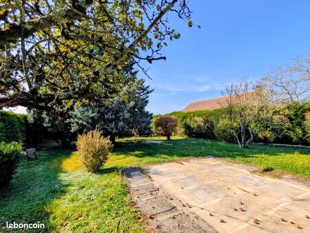 terrain 741 m² crimolois