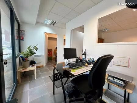 local commercial 51 m²