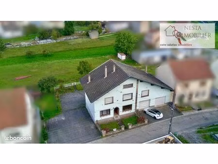 maison 9 pièces 202 m²
