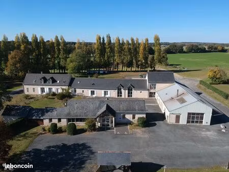 local d'activités bauge en anjou