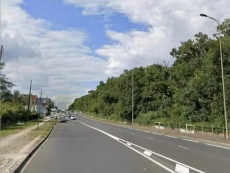 local commercial 280 m²