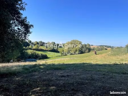 terrain 1285 m² maurens