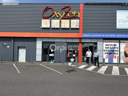 local commercial 300 m²