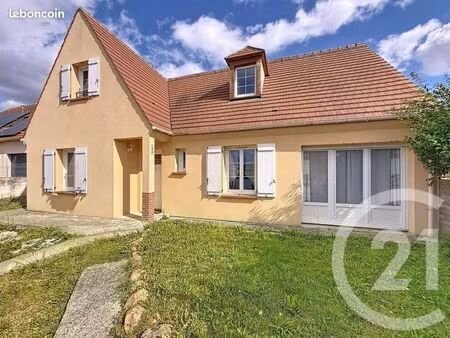 pavillon 5 pièces 130 m²