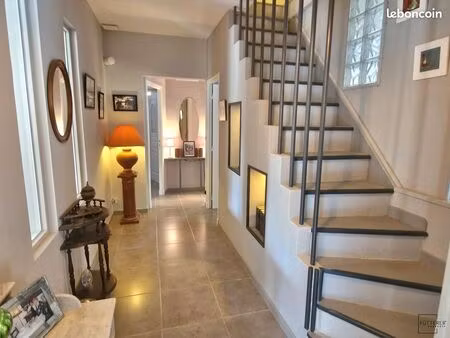 villa 6 pièces 169 m²